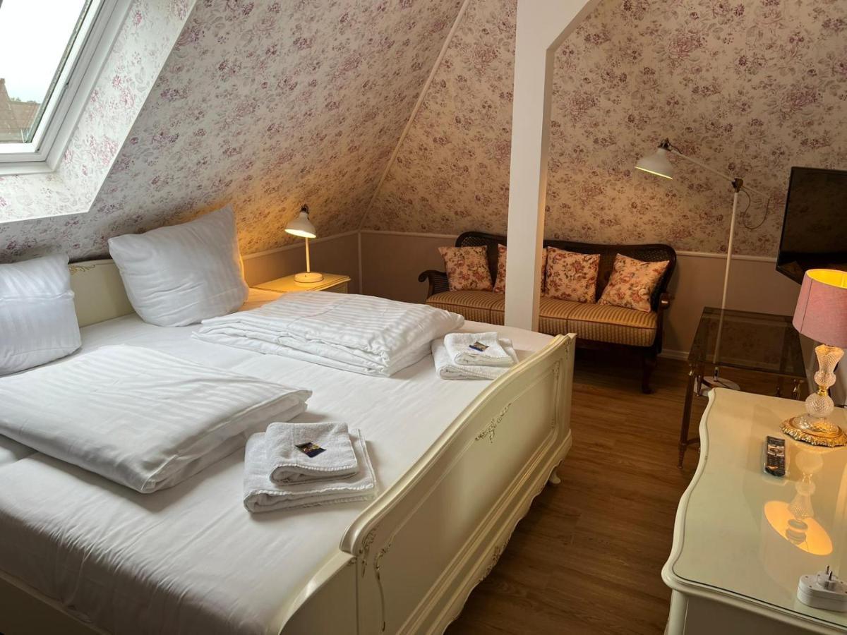 Studio-Apartment 29 Beim Saseler Markt Frisch Renoviert ハンブルク エクステリア 写真